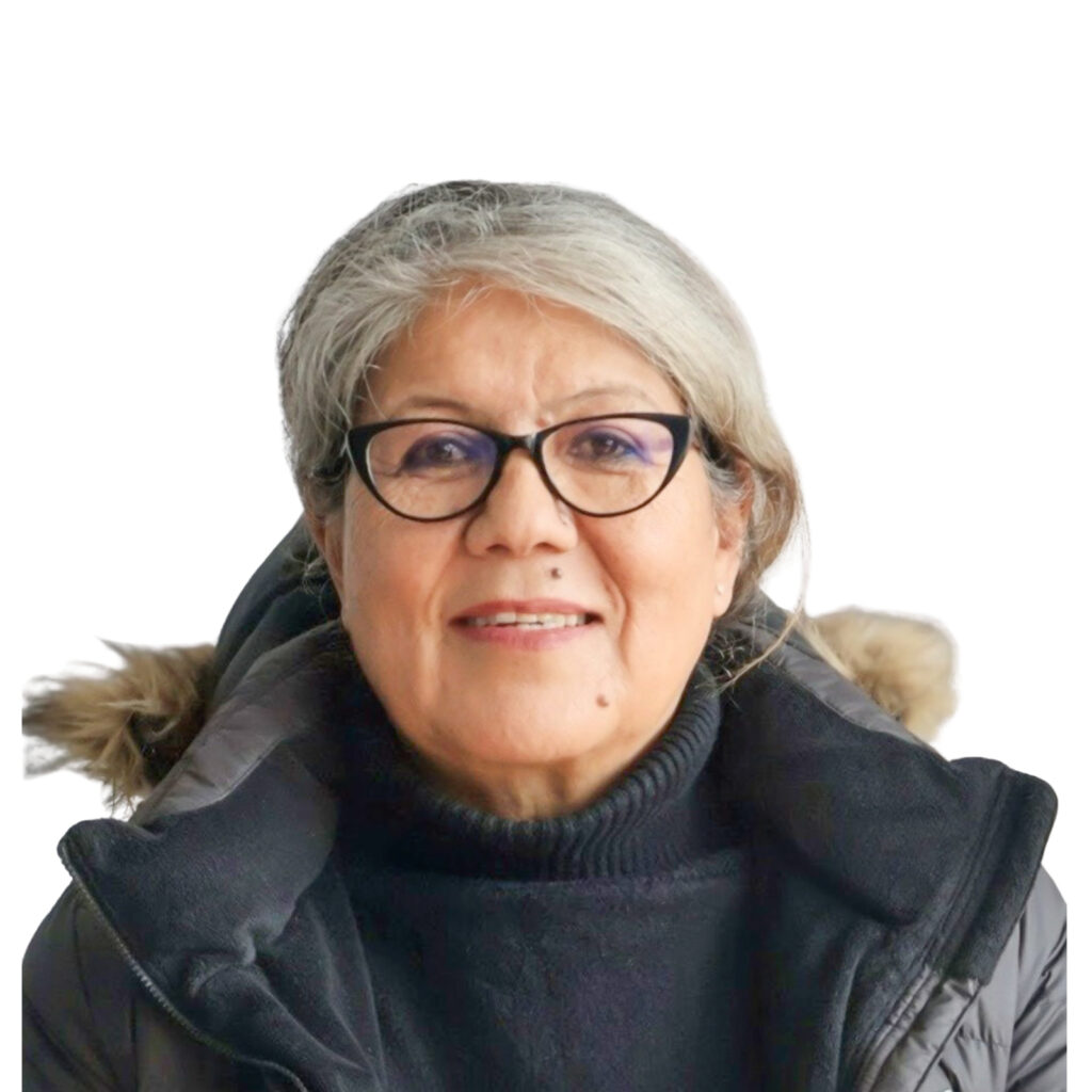 Lucky - The Three Sisters Trecking portrait