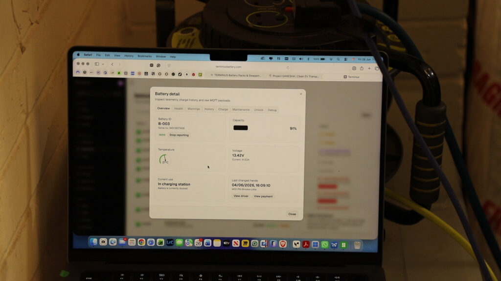 Screen detail of the battery charging in real time